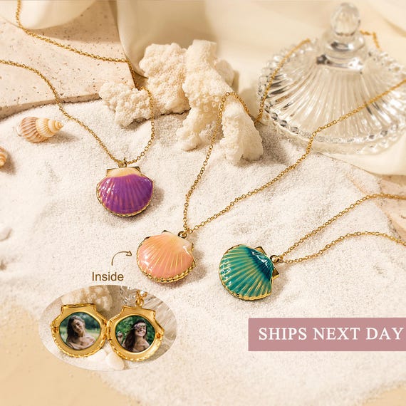 Coral Bay Shell Pendant